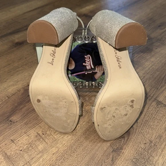 Sam Edelman Women's Glittering Gold Heels - Picture 4 of 6